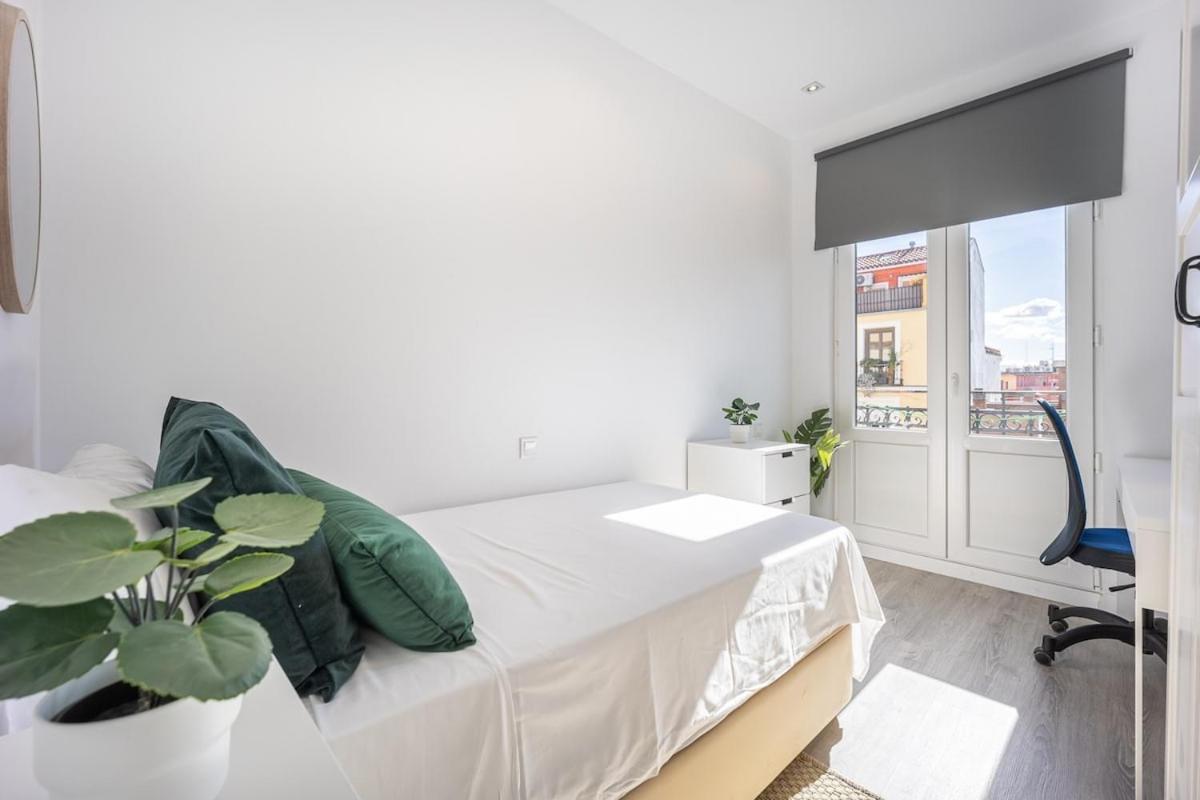 Apartamento Con Vistas En Lavapies Apartment *